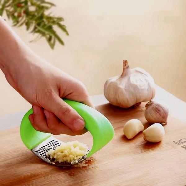 Garlic Press Tool | أداة عصر الثوم