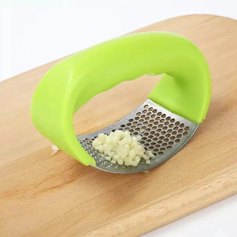 Garlic Press Tool | أداة عصر الثوم